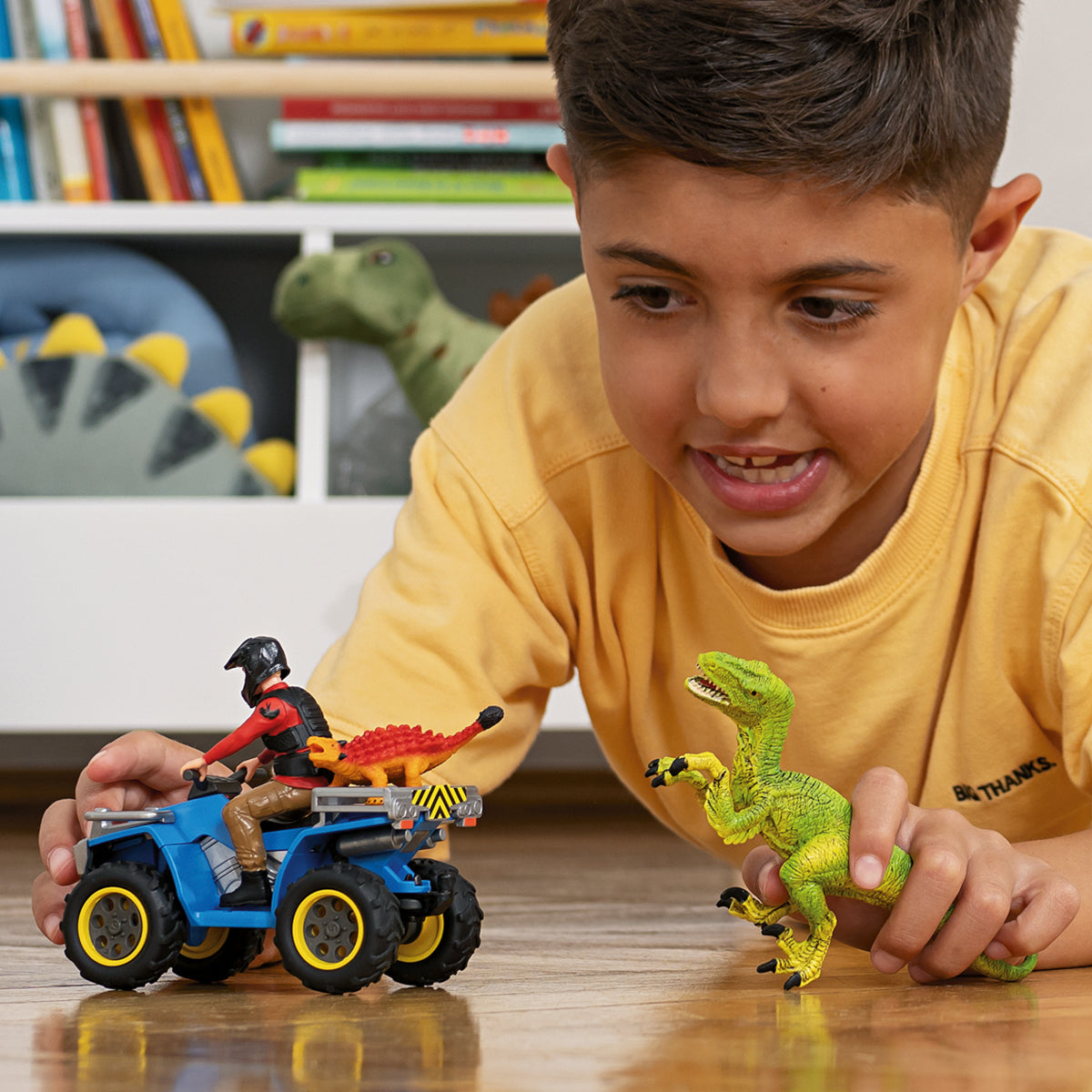 Flucht auf Quad vor Velociraptor