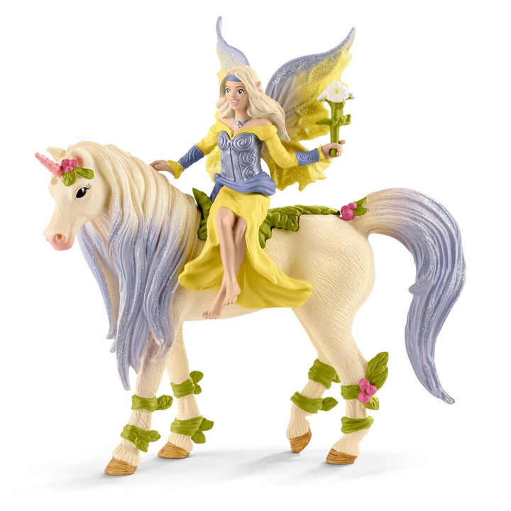 Fée Sera avec la licorne aux fleurs