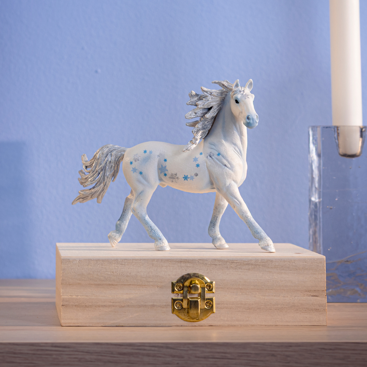 Cheval de noel givré